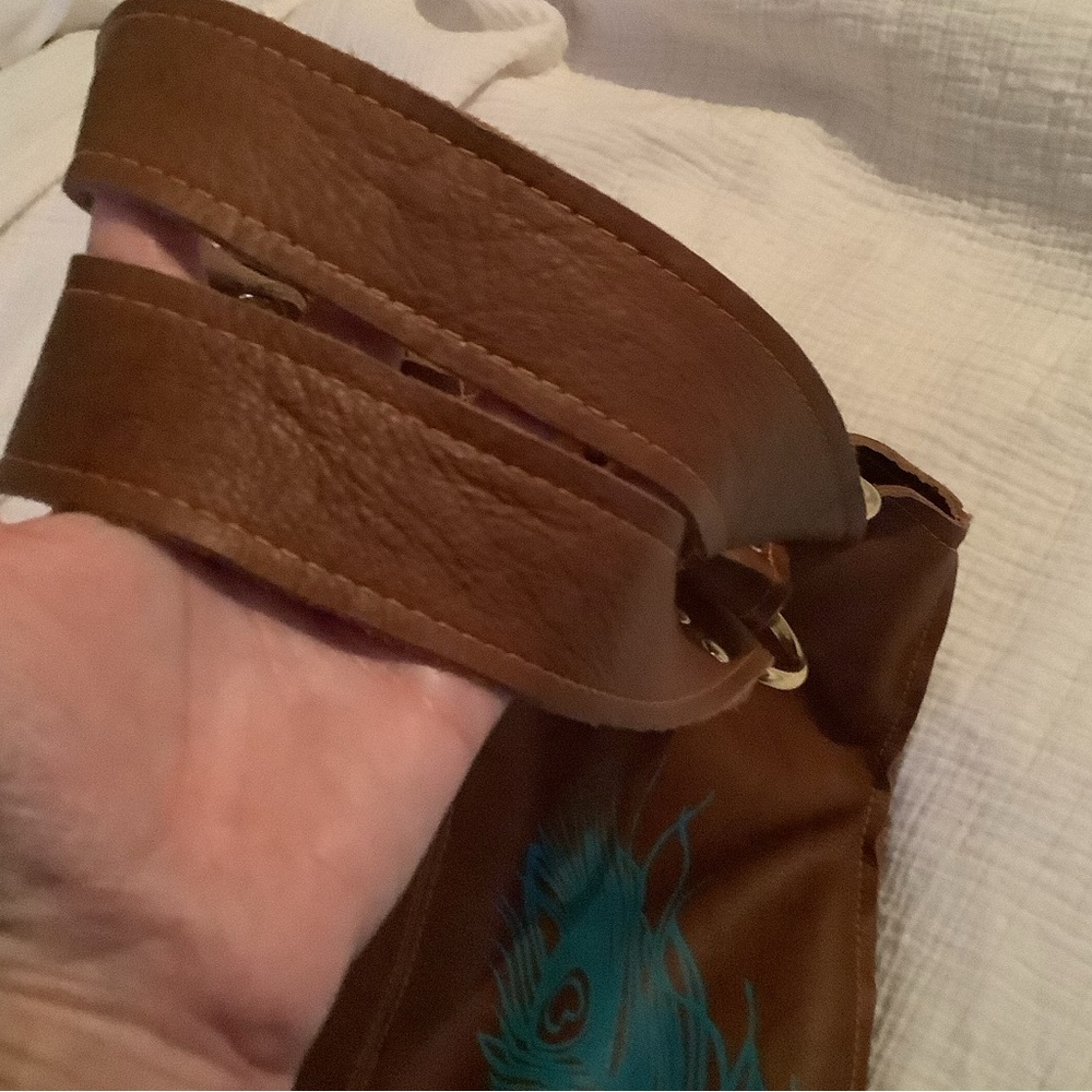 Twilight Bella Bag Stitch and Swash Large Hobo (*Flaws) - Picture 2 of 14
